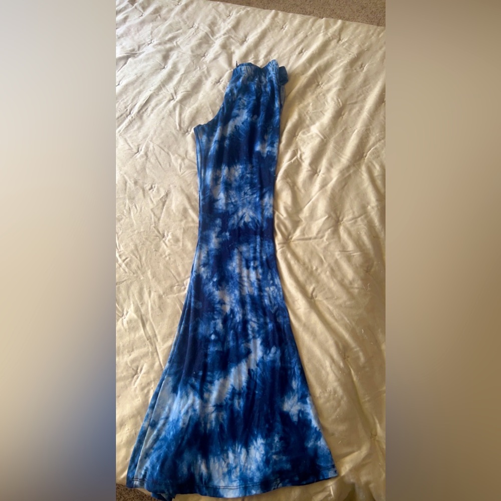 Rue21 / Flare Stretch Bottoms | Blue/White | Large |